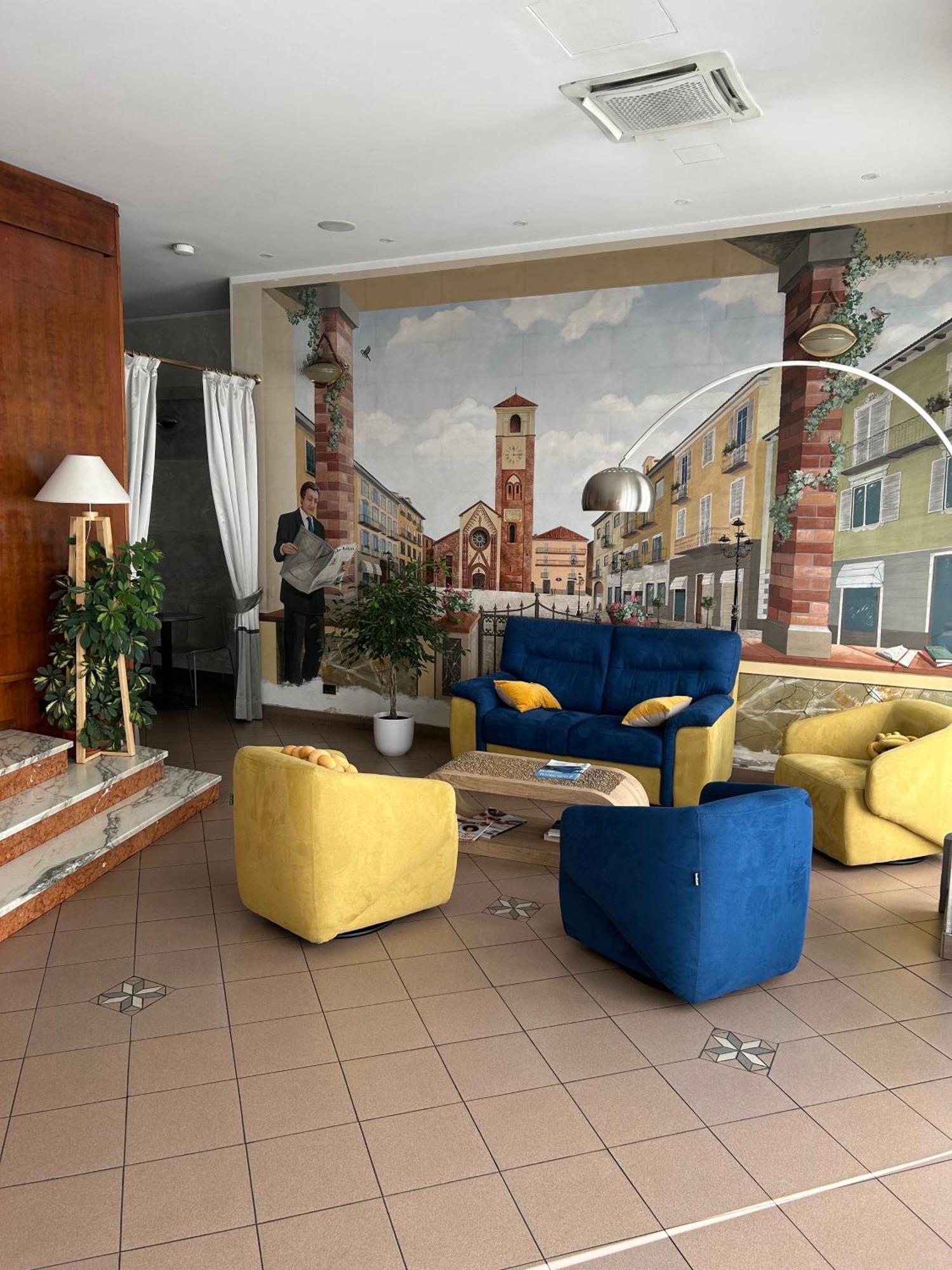 Hotel City Chivasso Exterior photo